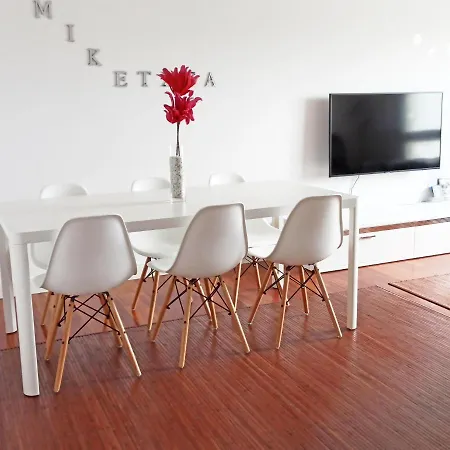 Duplex Almike-Etxea Wifi Y Garaje Privado Busturia